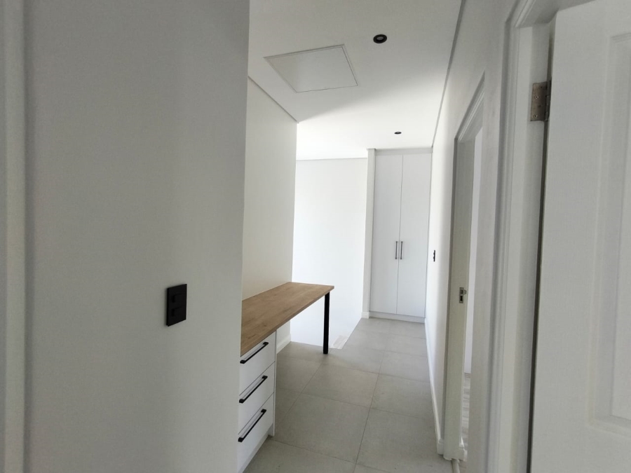 4 Bedroom Property for Sale in Sandown Western Cape